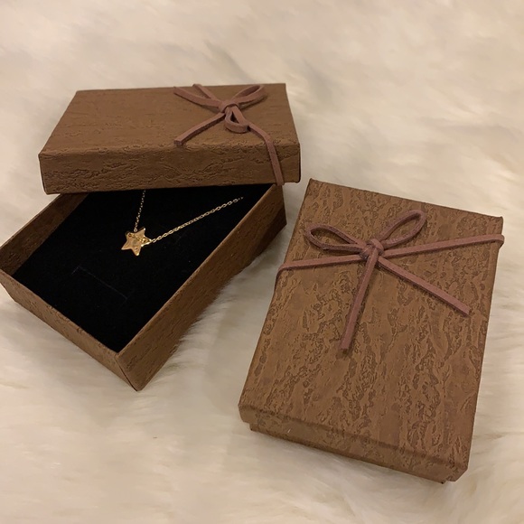 NEW 14k Gold plated Necklace with REAL diamond accent💎 - Picture 11 of 15